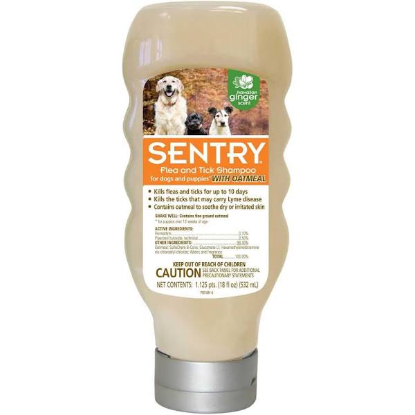 Sentry Flea and Tick Shampoo with Oatmeal 18oz