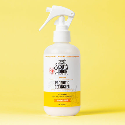 Skout's Honor Probiotic Detangler - Honeysuckle